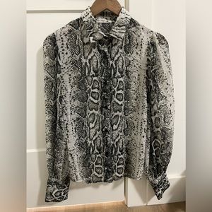 SNAKESKIN PRINT BLOUSE